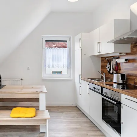 Vorder Rhoen Haus 21a *