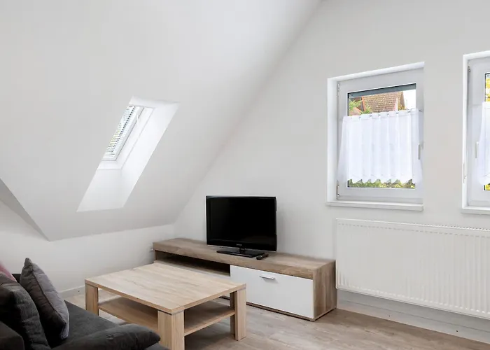 Vorder Rhoen Haus 21a * Petersberg (Hessen)